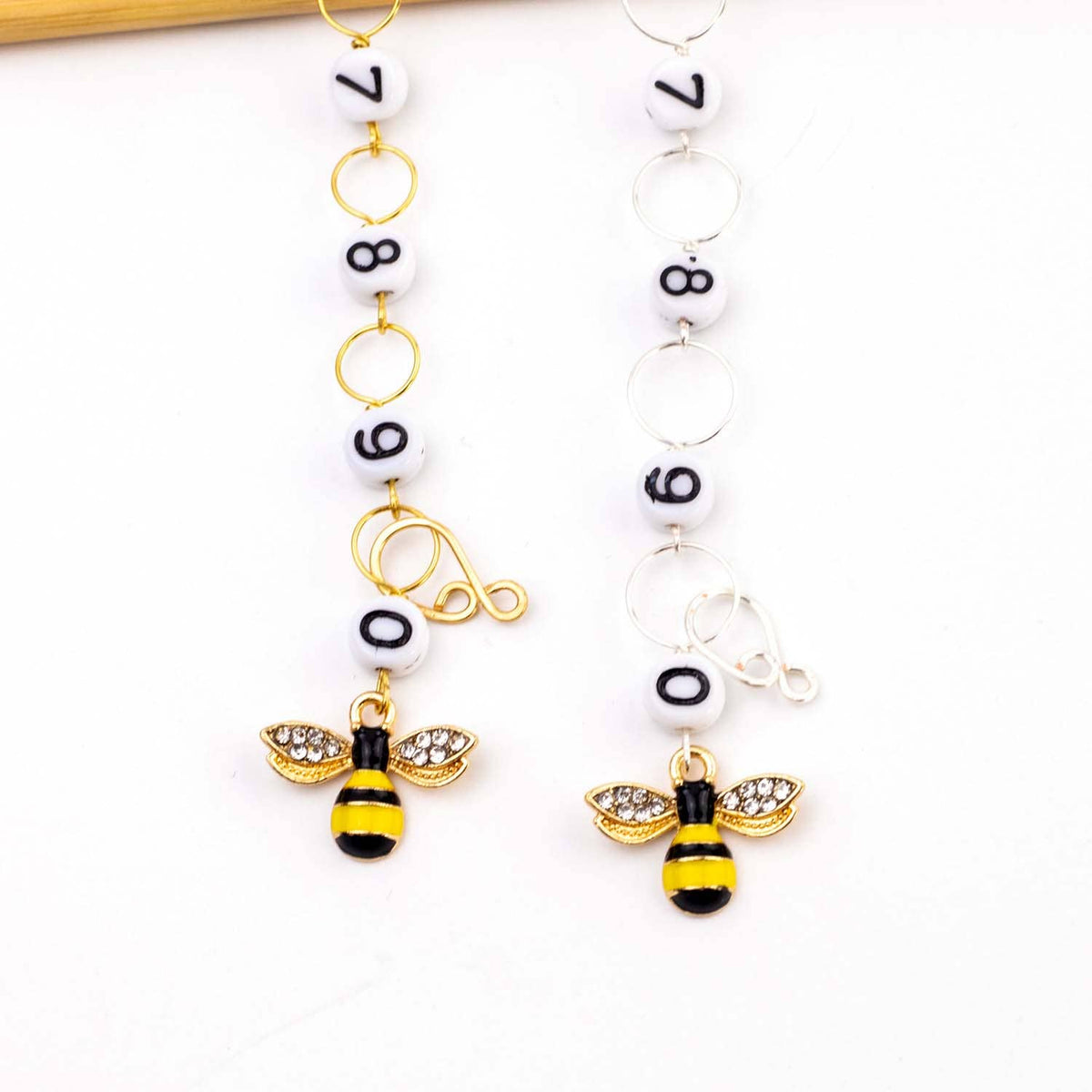 Sparkle Bee Chain Row Counter: Large (up to US 10.5 needle / K hook) / Gold