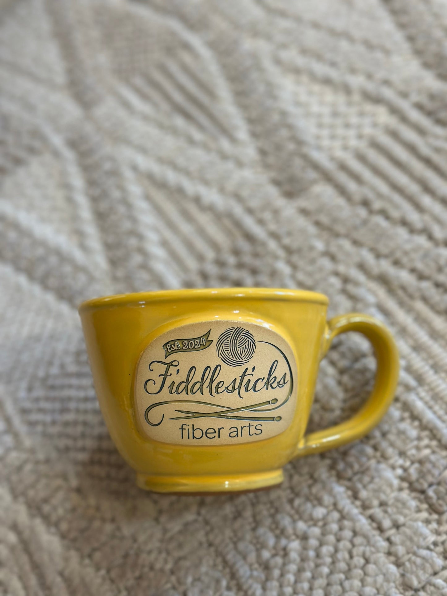 Fiddlesticks Mug Latte Yellow