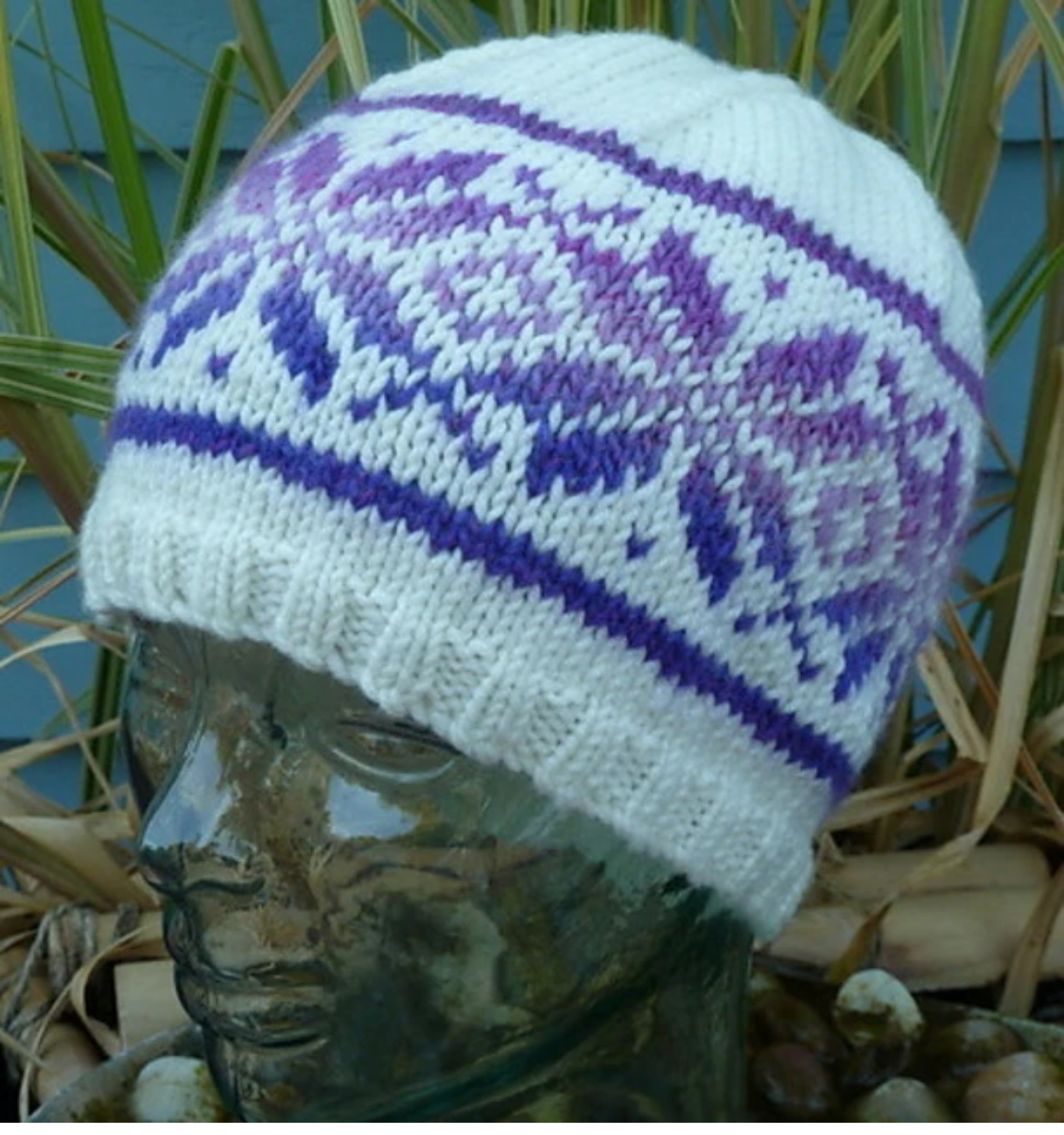 Beginning Color work with Lindsay - Simple Snowflake Hat