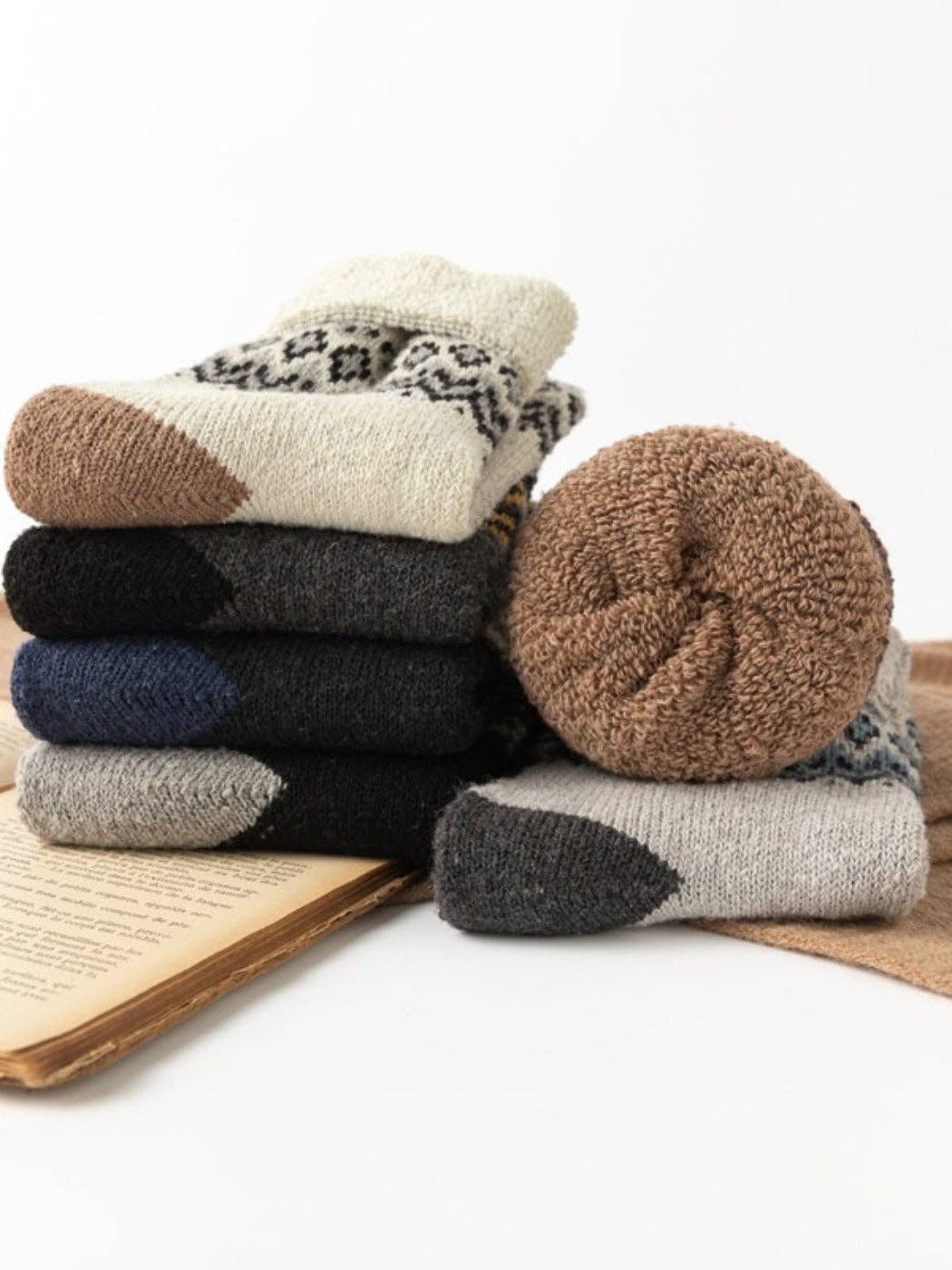 Rufia - Classic Men’s Retro Thick Winter Socks - 5 Pairs/Pack
