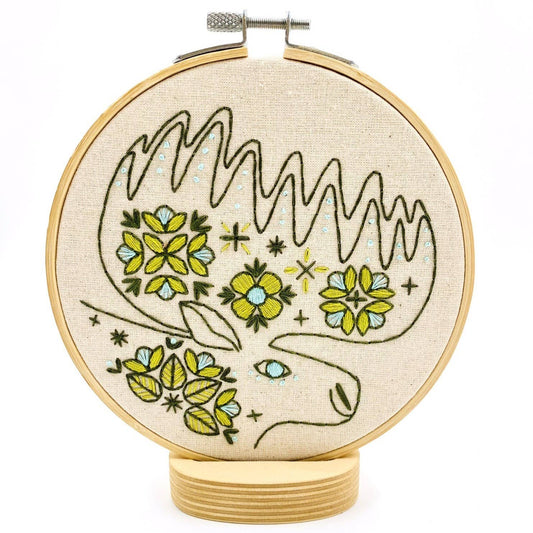 Moose Complete Embroidery Kit