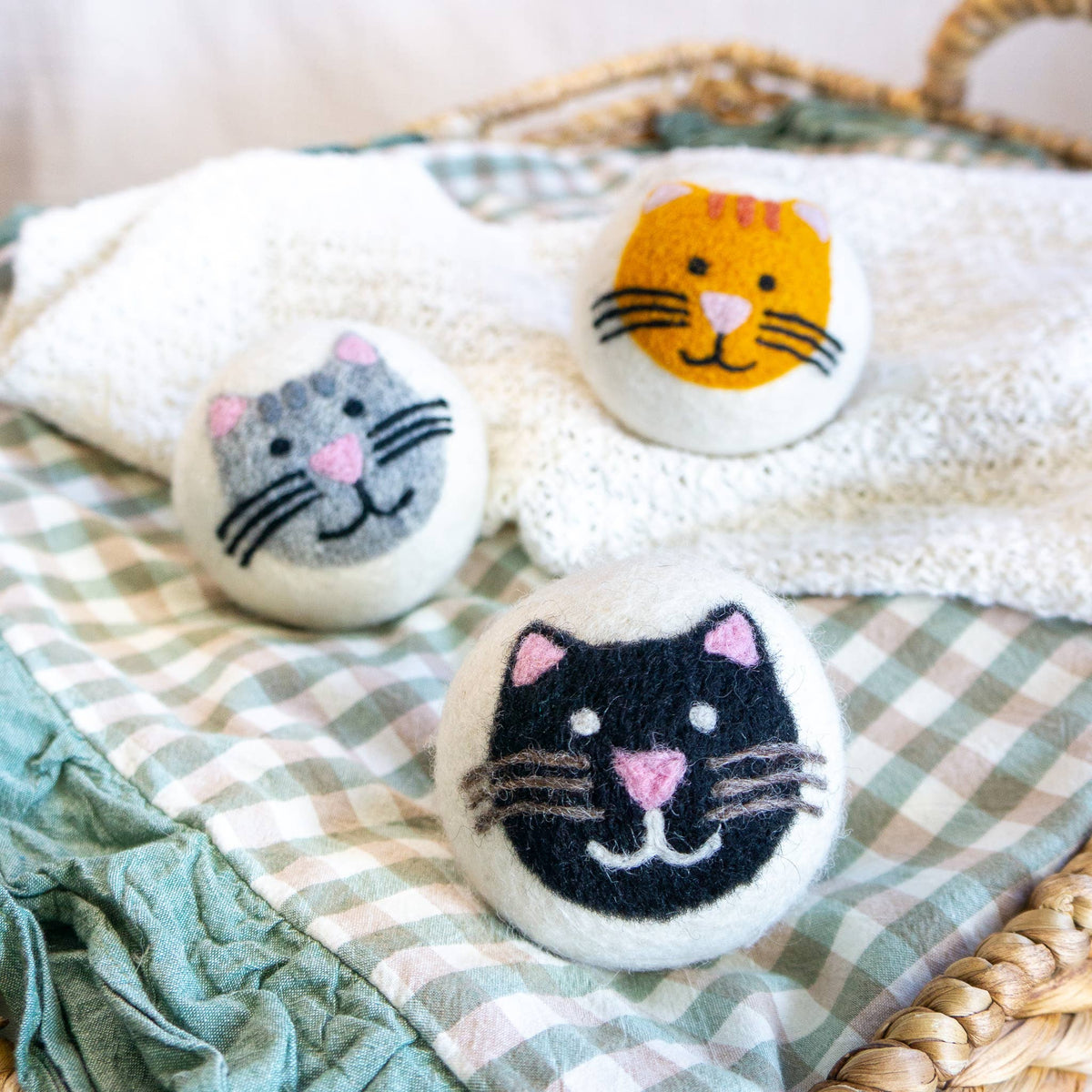 Wool Dryer Ball Grey Cat
