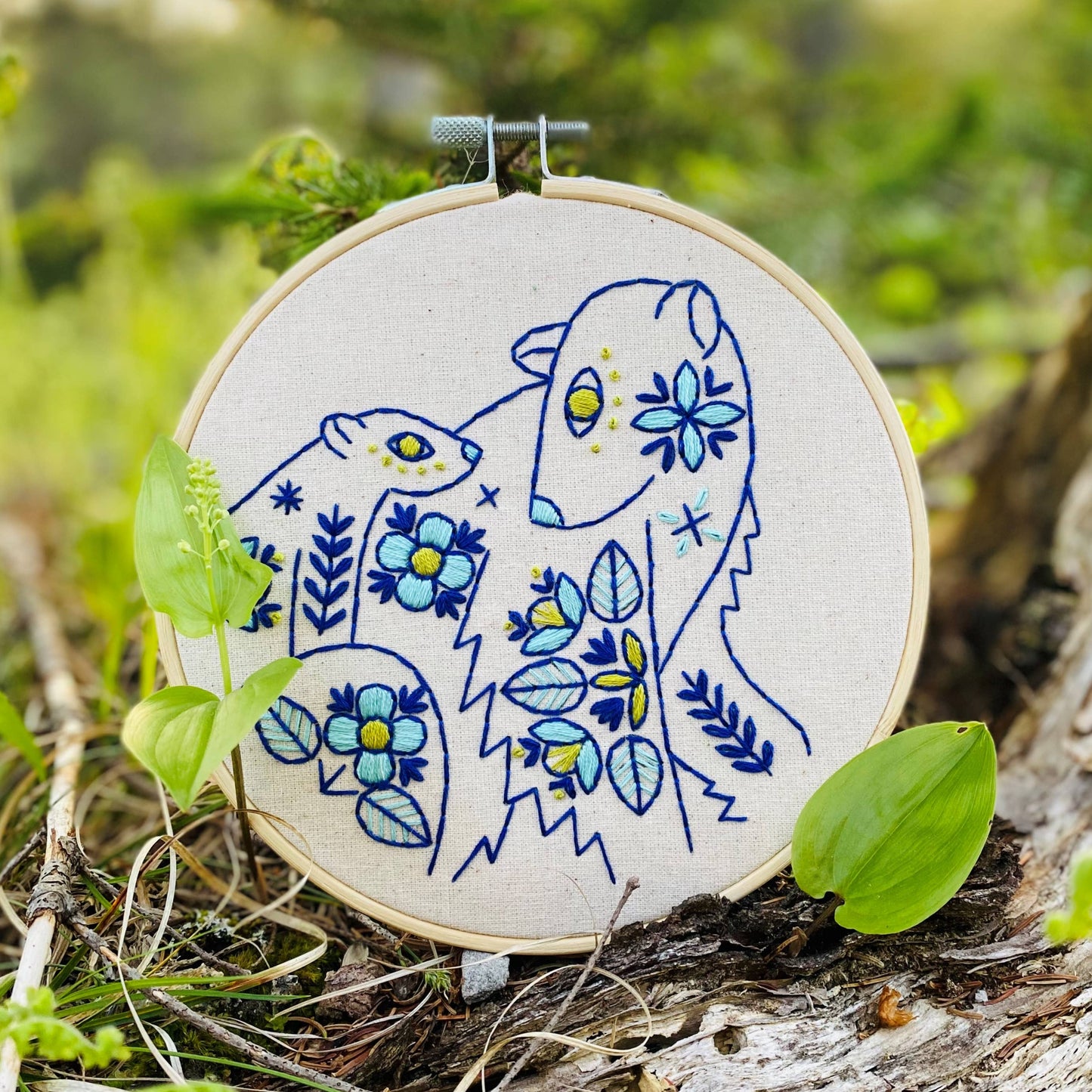 Folk Polar Bears Complete Embroidery Kit