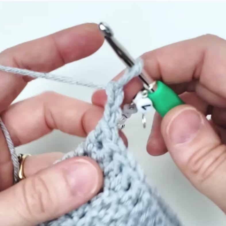 Yarn Ball Knitting Row Counter: XL (up to US 15 needle / N hook)